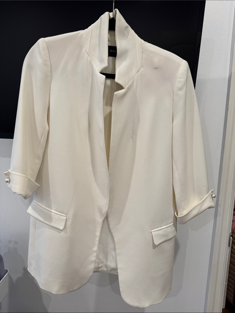 Zara White Like New Open-Front Blazer with 3/4 Slv Pearl Sleeve Tabs Oversz